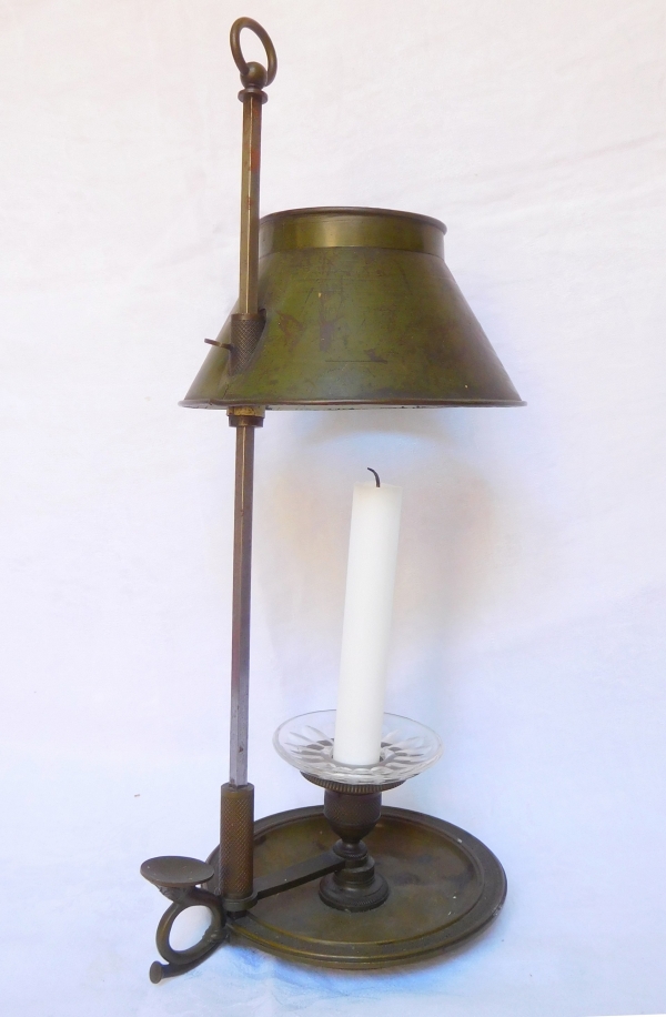 Patinated bronze lamp for a bedside table, 19th century