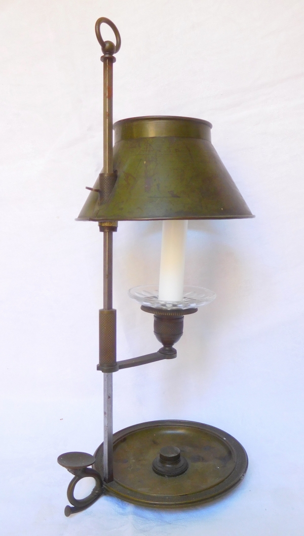 Patinated bronze lamp for a bedside table, 19th century