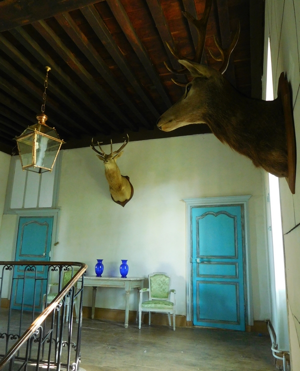 Grande lanterne de vestibule de château, cuivre et verre soufflé, époque XVIIIe siècle