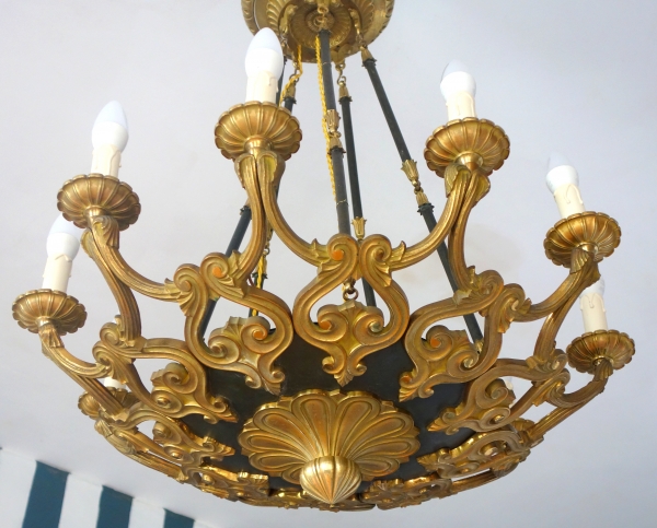 Large 10 lights patinated bronze & ormolu chandelier, 19th century circa 1840