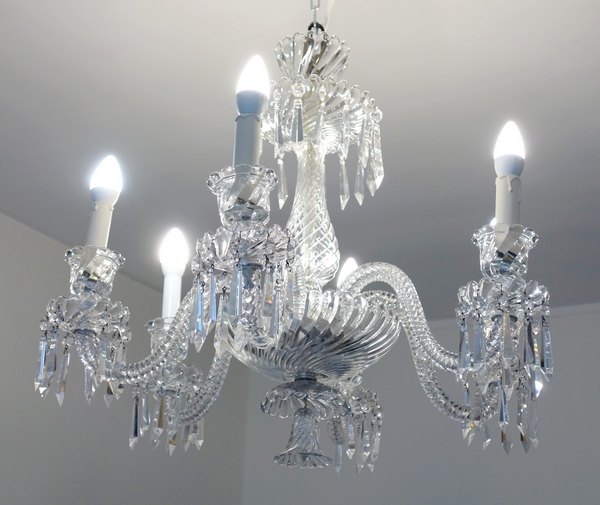 Lustre en cristal de Baccarat taillé à 6 feux - signé