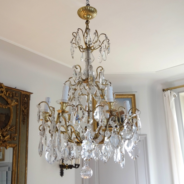 Lustre cage à 9 feux de style Louis XV, pampilles en cristal taillé de Baccarat