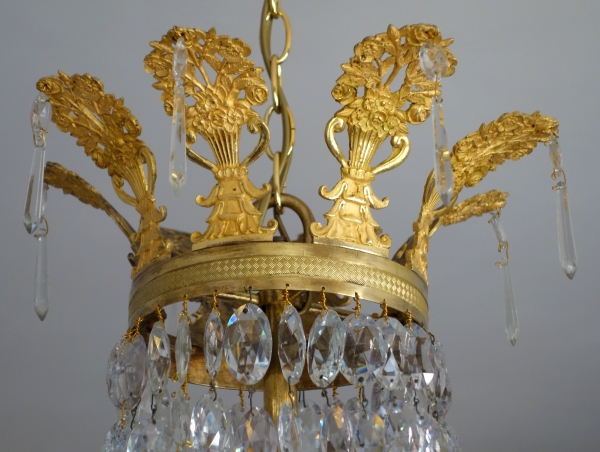 Grand lustre corbeille en cristal et bronze doré au mercure, époque Empire, 8 feux