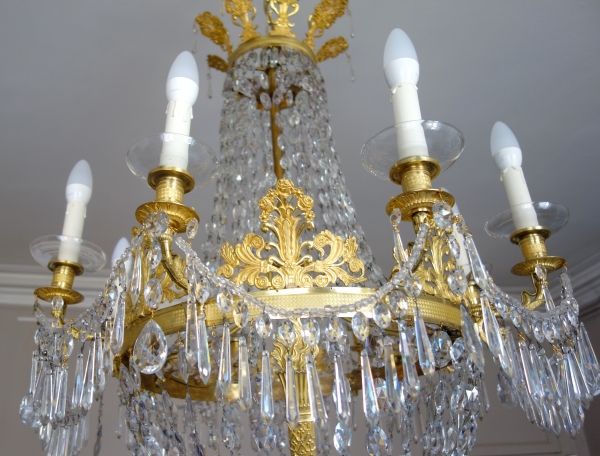 Grand lustre corbeille en cristal et bronze doré au mercure, époque Empire, 8 feux