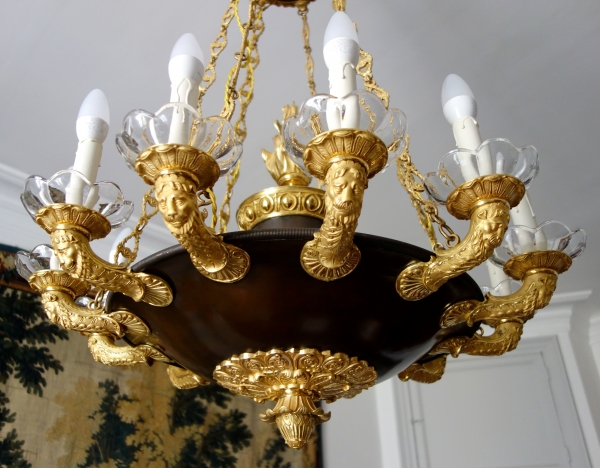 Large Empire chandelier, ormolu and patinated bronze - 12 lights - France circa 1830