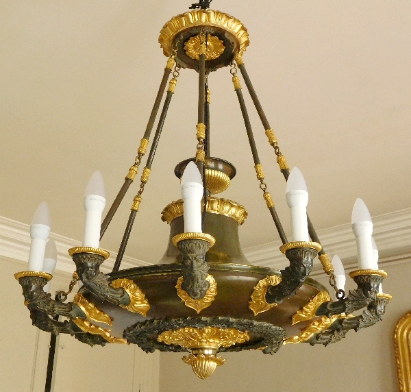 Large Empire chandelier, ormolu and patinated bronze - 12 lights - France circa 1820