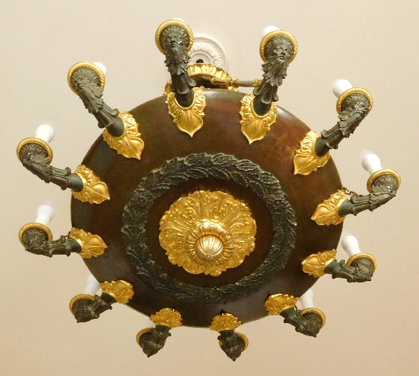 Large Empire chandelier, ormolu and patinated bronze - 12 lights - France circa 1820