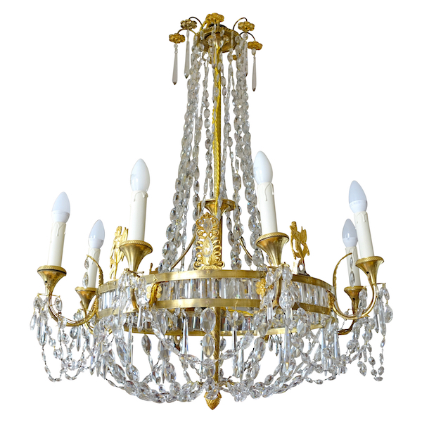 Lustre Empire à 8 feux, bronze doré et cristal, époque Restauration, XIXe siècle vers 1820