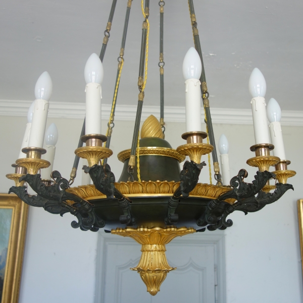 Large Empire chandelier, ormolu and patinated bronze - 12 lights - France circa 1820