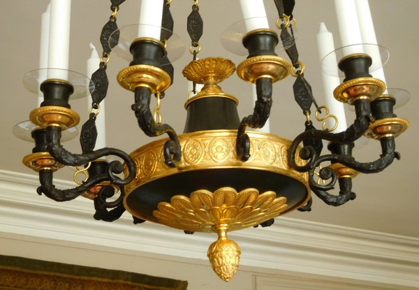 Lustre Empire en bronze patiné et doré au mercure, époque début XIXe - 10 feux