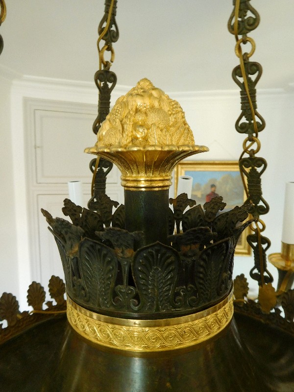 Large Empire chandelier, ormolu and patinated bronze - 12 lights - France circa 1810