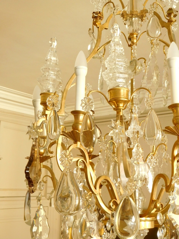 Large Louis XV style ormolu & cristal chandelier, 12 lights, Maison Bagues