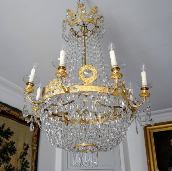 Grand lustre corbeille en cristal et bronze doré au mercure, époque Empire, 8 lumières