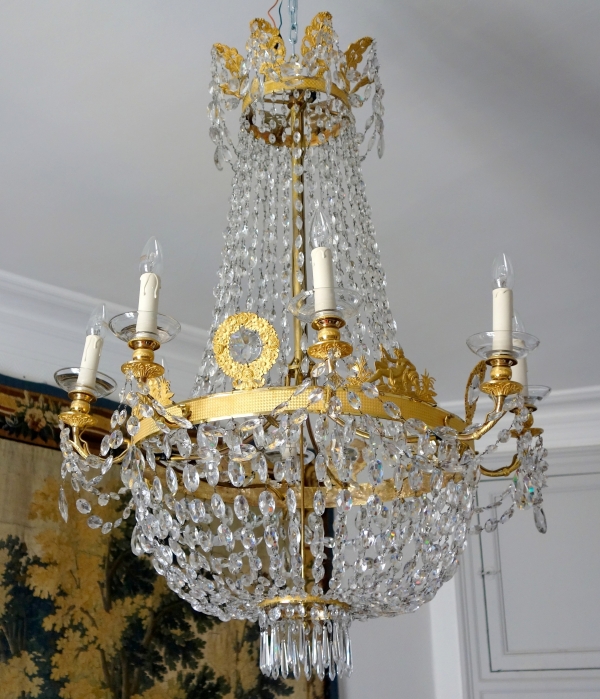 Grand lustre corbeille en cristal et bronze doré au mercure, époque Empire, 8 lumières