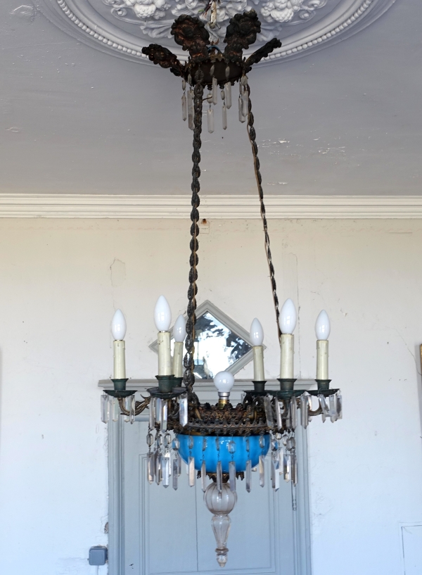 Lustre en cristal de Baccarat et opaline bleue, époque Napoleon III