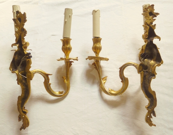 Pair of ormolu Louis XV style wall light