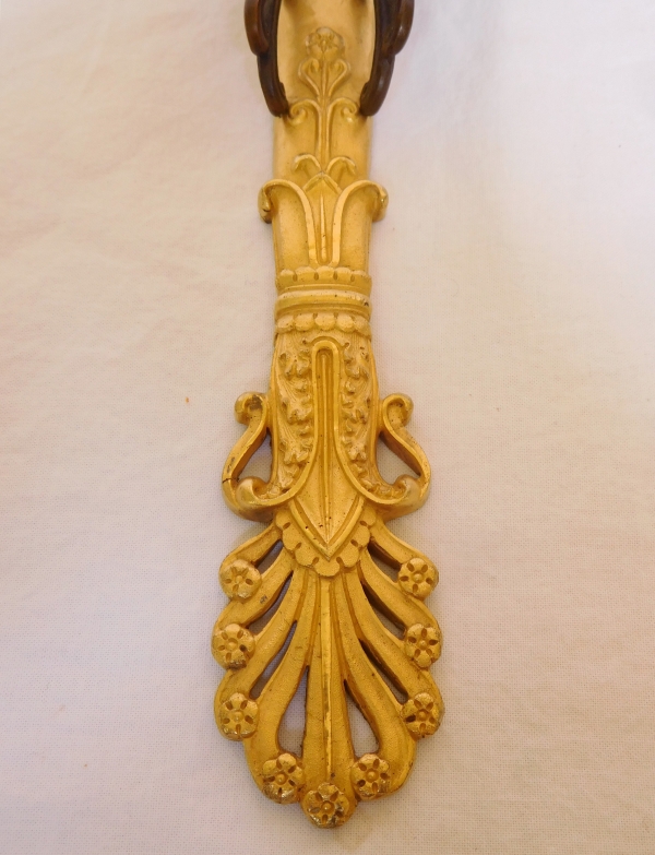 Paire d'appliques Empire, bras de lumière, bronze doré et patiné attribuée à Thomire