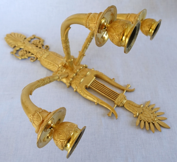 Paire d'appliques Empire en bronze doré au mercure, 3 bras de lumière - attribuées à Claude Galle