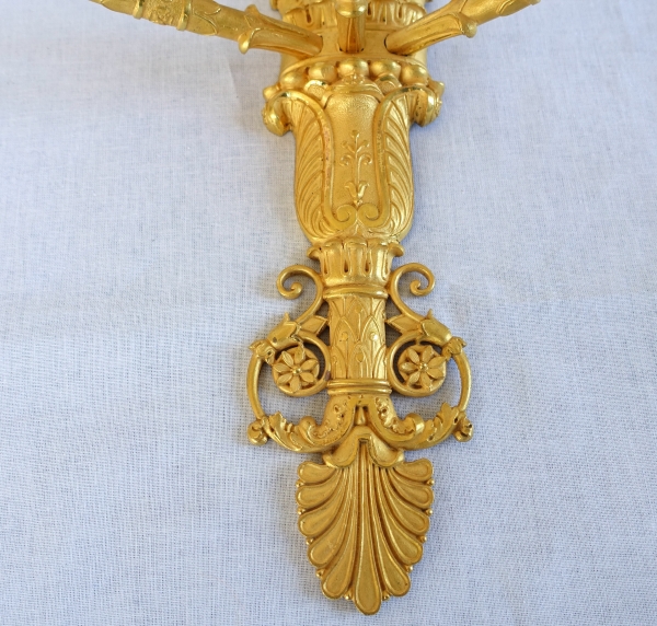 Paire d'appliques Empire en bronze doré au mercure, 3 bras de lumière - attribuées à Claude Galle