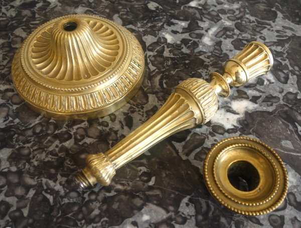 Pair of Louis XVI bronze candlesticks - 18th century