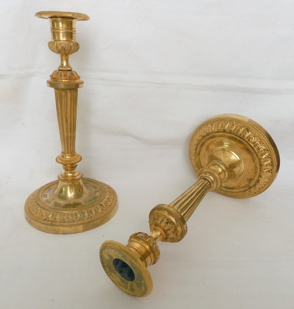 Pair of Louis XVI ormolu candlesticks - Château de Fontainebleau pattern