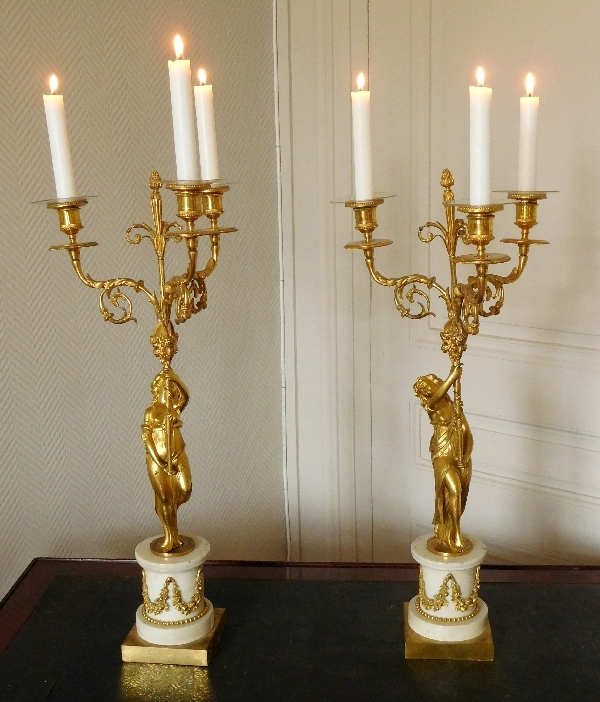 Paire de candélabres en marbre et bronze doré de style Louis XVI, époque Napoleon III