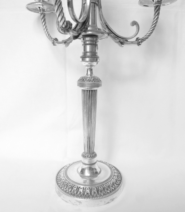 Candélabres en bronze argenté à 4 feux, style Louis XVI Empire d'après un modèle de Claude Galle