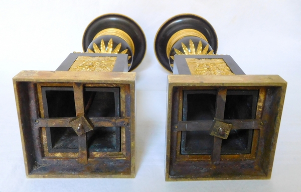 Pair of patinated bronze and ormolu cassolette candlesticks, Empire production - Thomire