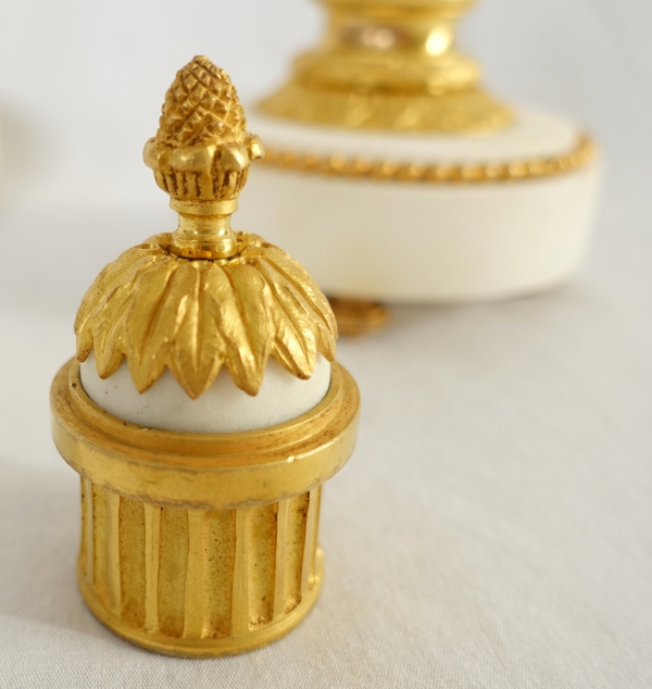 Pair of Louis XVI style ormolu and marble cassolettes - candlesticks