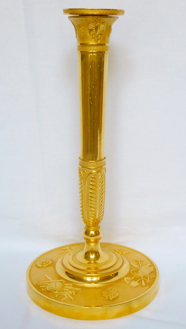 Paire de flambeaux d'époque Empire en bronze doré, attribués à Claude Galle - 26cm