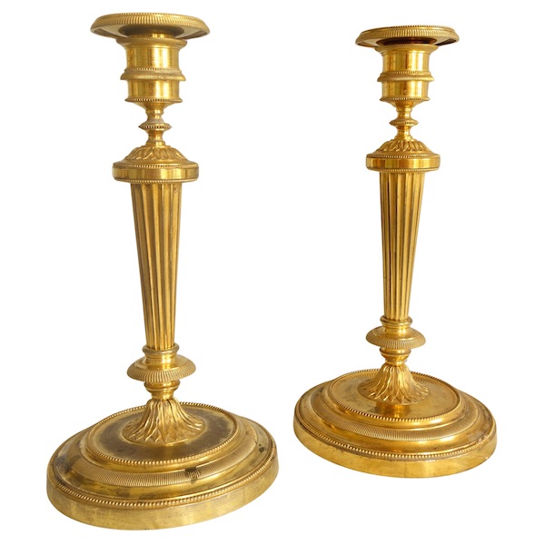 Pair of Louis XVI ormolu candlesticks - France, 18th century - Fontainebleau Castle