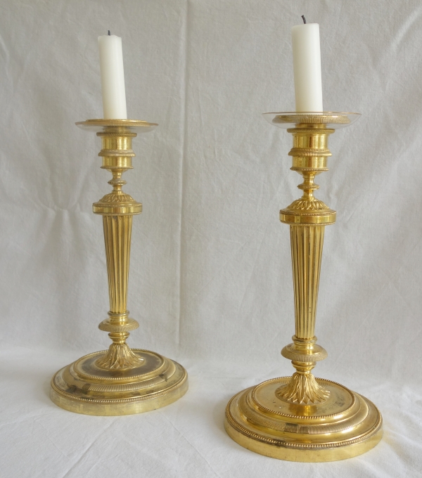 Pair of Louis XVI ormolu candlesticks - France, 18th century - Fontainebleau Castle