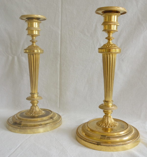 Pair of Louis XVI ormolu candlesticks - France, 18th century - Fontainebleau Castle