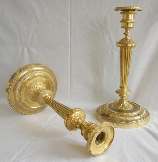 Pair of Louis XVI ormolu candlesticks - France, 18th century - Fontainebleau Castle