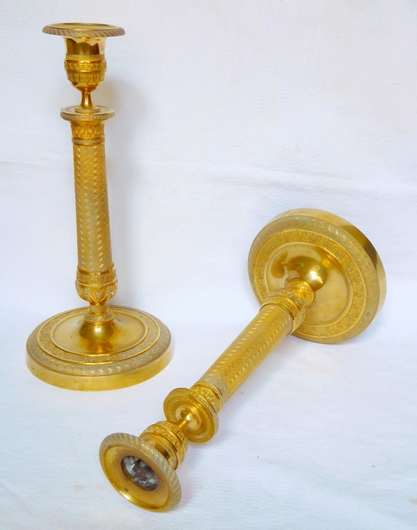 Pair of Empire ormolu candlesticks, mercury gilt bronze, early 19th century - 26.5cm