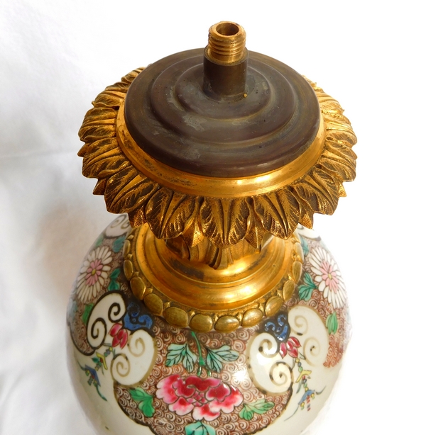 Lampe potiche en porcelaine de Chine, famille rose et bronze doré époque Napoléon III