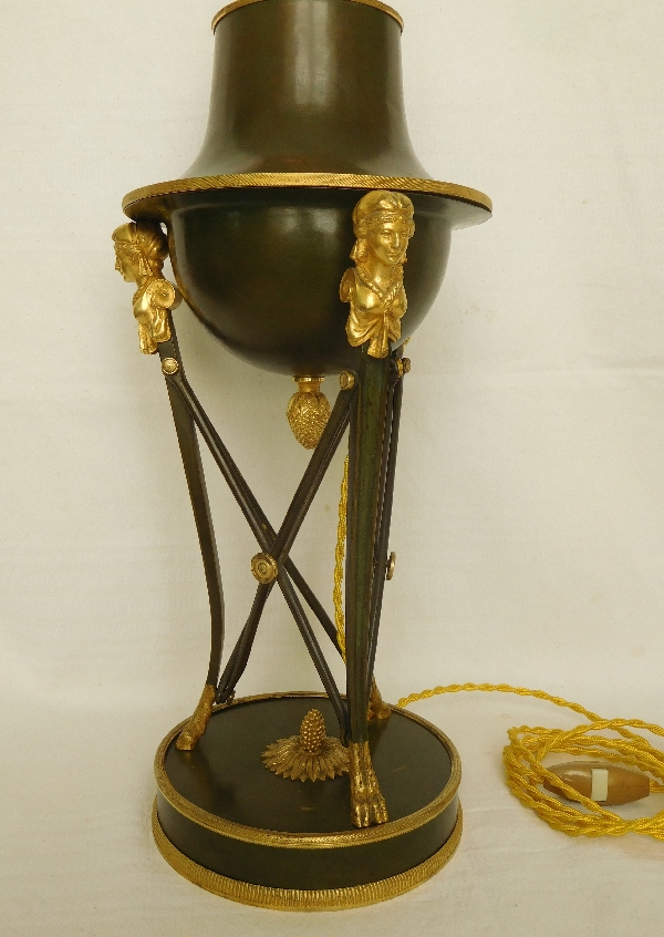 Large patinated bronze and ormolu desk lamp - Empire Restoration period