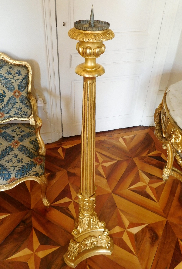 Tall antique gilt wood candle or torchere, French Restoration period, early 19th century