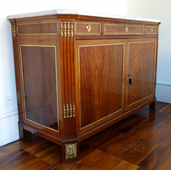 Conrad Mauter : large mahogany and ormolu sideboard, Louis XVI period, late 18th century