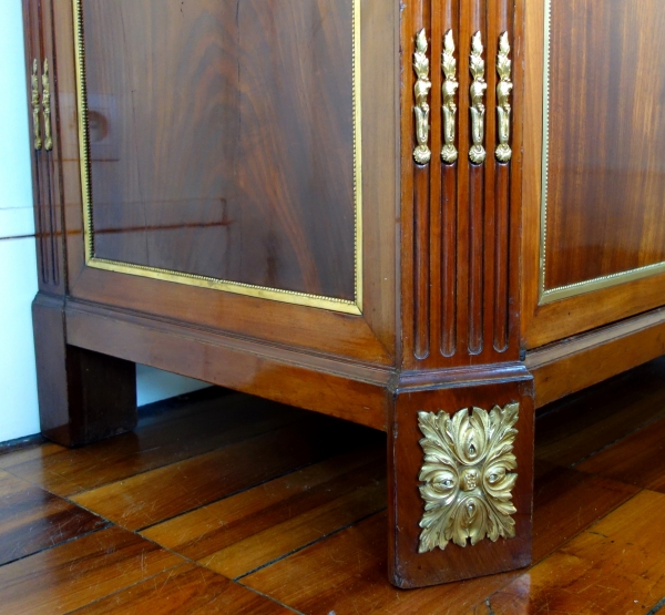 Conrad Mauter : large mahogany and ormolu sideboard, Louis XVI period, late 18th century