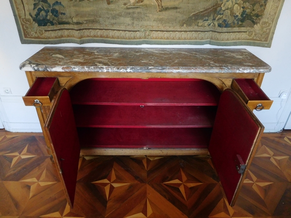 Regency oak hunting sideboard, early 18th century