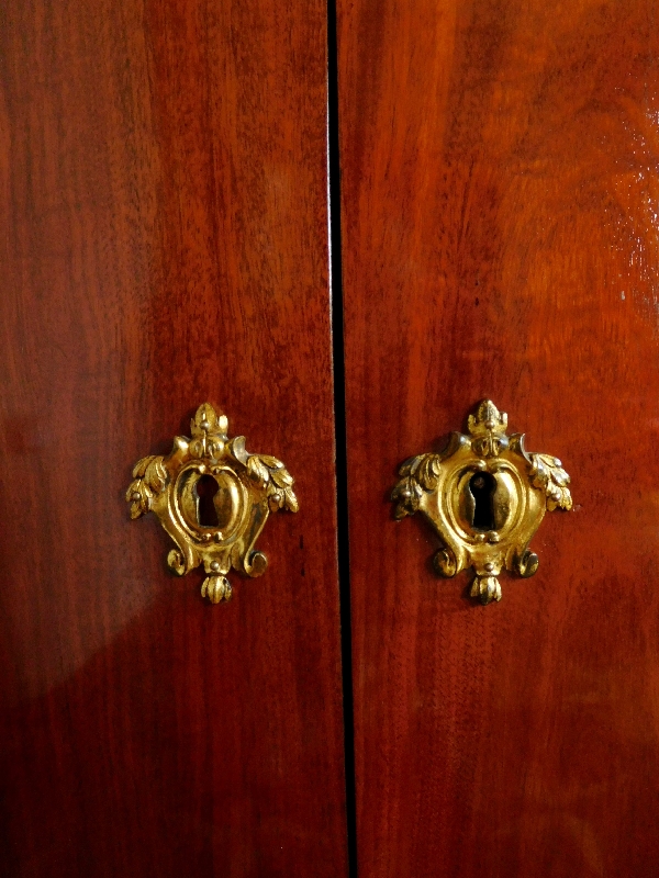 Jean-François Leleu : mahogany sideboard or commode, Louis XVI period