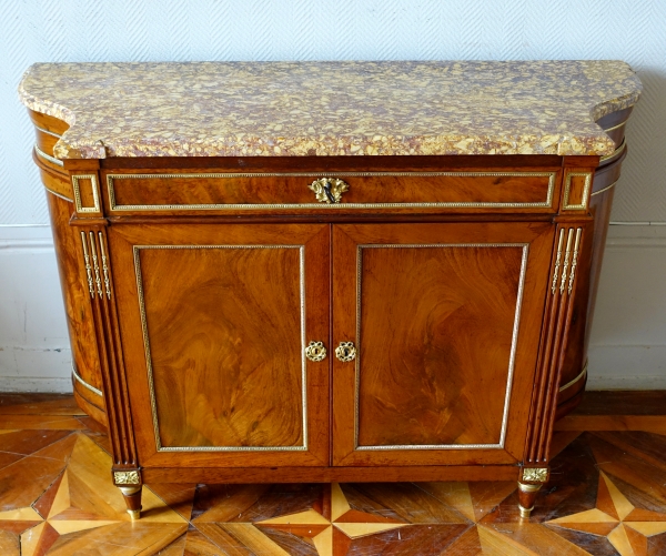 Commode à porte / buffet en acajou Directoire en demi-lune inversée - marbre Brocatelle