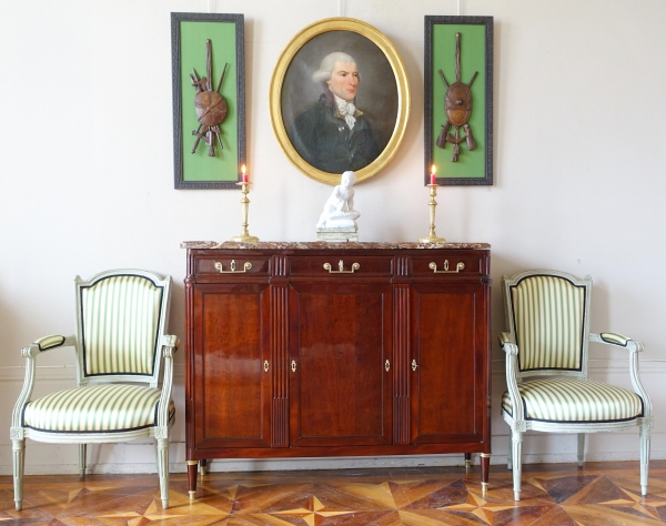 Louis XVI mahogany sideboard - 18th century - 125,5cm x 103cm x 35cm