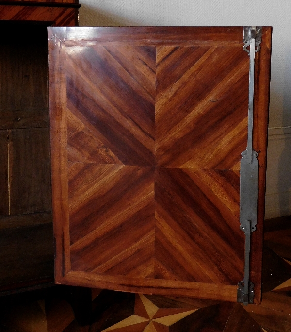 Large Louis XVI rosewood and violet wood marquetry buffet, 18th century