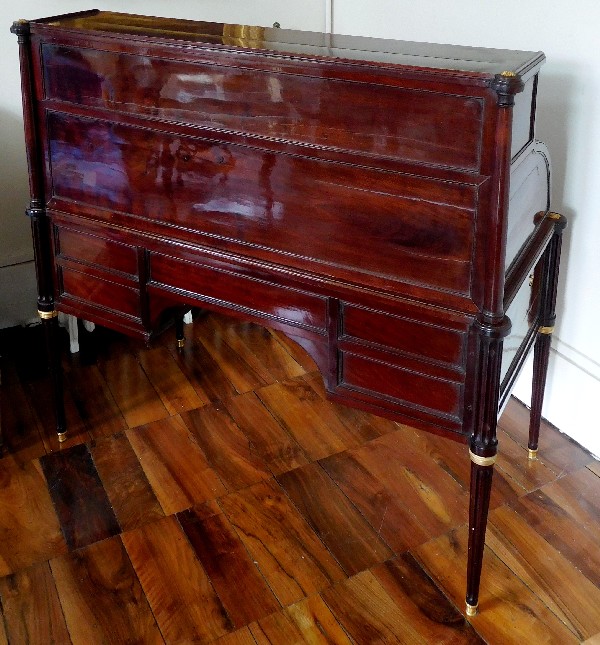 Louis XVI period mahogany and ormolu cylinder desk - France circa 1780