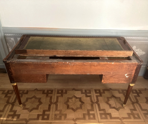 Louis XVI mahogany cylinder desk, late 18th century