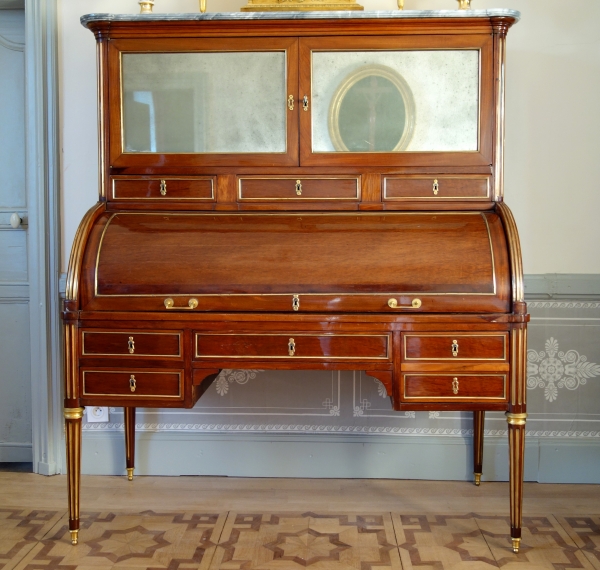 Louis XVI mahogany cylinder desk, late 18th century