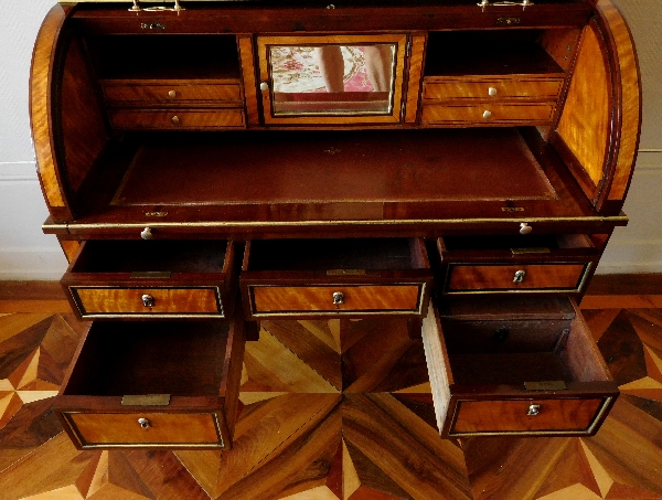 Louis XVI mahogany and lemon tree cylinder desk - France early 19th century circa 1800