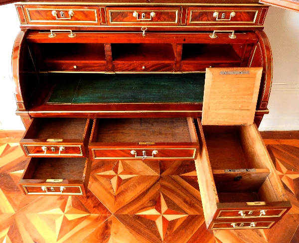 Louis XVI mahogany cylinder desk - France circa late 18th century 1780-90